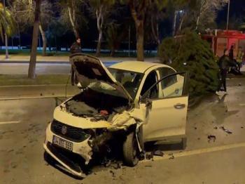Kartal'da makas attı, taksiye çarparak durabildi: 3 yaralı