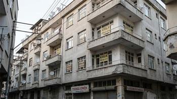 Eski mahalleler kiracı bulamıyor! Yüzde 50 indirim bile yetmedi: Seyhan ve Yüreğir 'hayalet' mi oluyor?