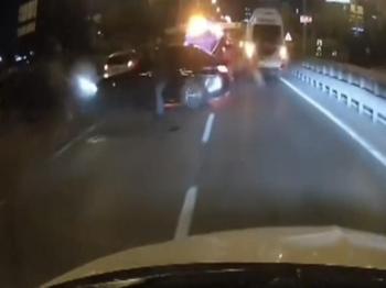 İstanbul'da korkunç zincirleme kaza! 1'i ağır 4 yaralı!
