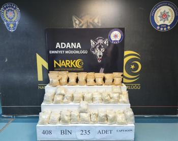 Adana'da 408 bin 235 adet uyuşturucu hap ele geçirildi