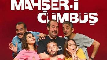 Kahkaha dolu bir pazar akşamı: Mahşer-i Cümbüş sahnede