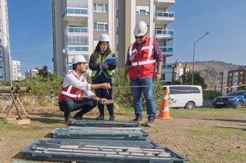 Karşıyaka'nın deprem için mikrobölgeleme ve yapı envanteri tamamlandı