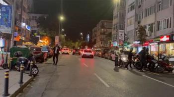 İstanbul'da hissedilen deprem oldu vatandaşlar sokağa çıktı