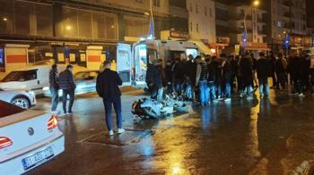 Otomobil ile motosiklet çarpıştı kazada 2 kişi yaralandı