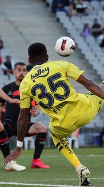 Fatih Karagümrük – Fenerbahçe maçında 3 gol ve 2 kırmızı vardı