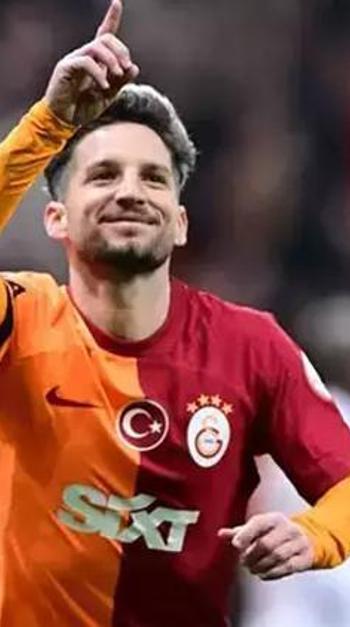 Galatasaray'da Dries Mertens'in yeni maaşı belli oldu!