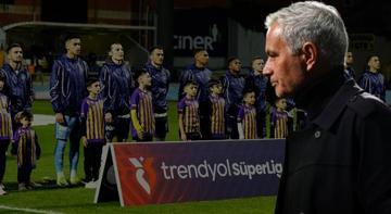 Fenerbahçe, Eyüpspor'a puan bıraktı: Yönetim milyon euroları herhalde Mourinho eğlensin diye veriyor