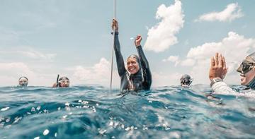 Serbest dalışçı Alice Ellialtıoğlu'ndan yeni Türkiye rekoru