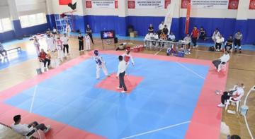 Elazığ'da tekvando seçmeleri yapıldı