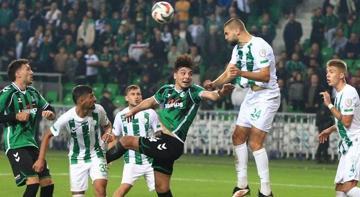 Sakaryaspor- Serikspor maçında gol düellosu!
