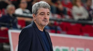 Karşıyaka Başantrenör Faruk Beşok ile yollaı ayırdı