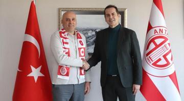 Antalyaspor'da teknik direktörlük görevine Sami Uğurlu getirildi
