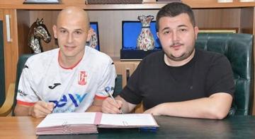 Balıkesirspor'da orta sahaya transfer! 1 yıllık sözleşme imzalandı
