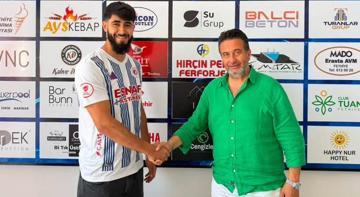 İngiltere'den geldi, 1.98'lik kule 2. Lig ekibine transfer oldu