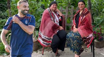 Salah'ı ilk kez görüğünde 'O ne bilama bişe' diyen teyzeler o anları anlattı