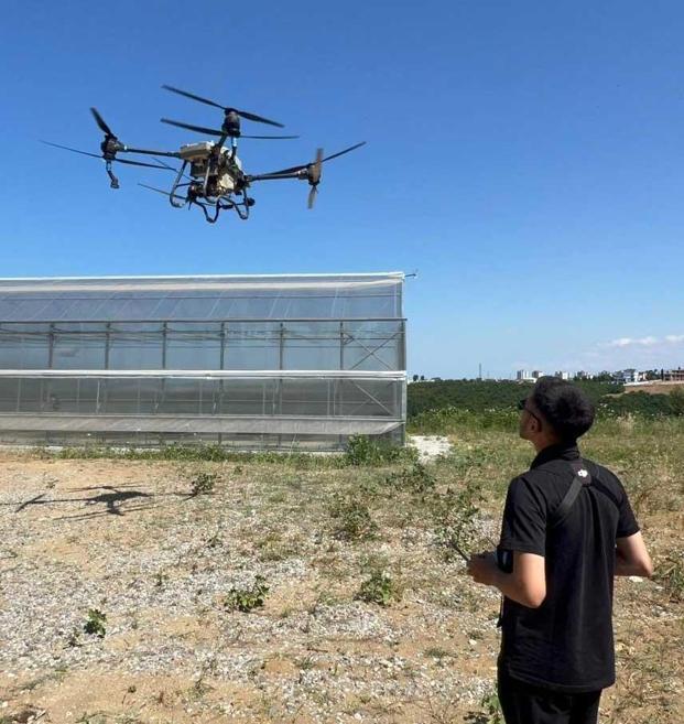 Samsunda ilk kez İHA ile yapıldı Bafra Sera OSBye örnek olacak: Trüf mantarı fidanlarına gökten koruma