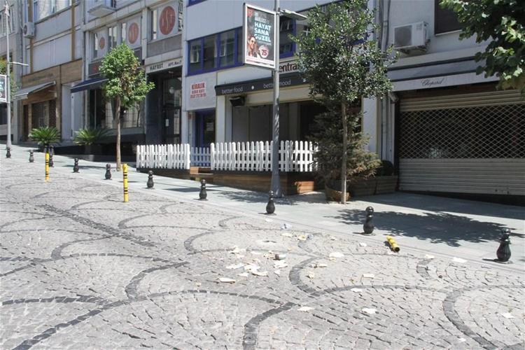 Sokaklar bomboş