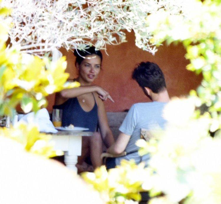 Ve o fotoğraf geldi Adriana Lima ile Metin Hara...
