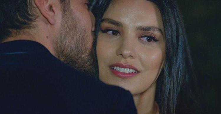 Hazal Filiz Küçükköse eşini bakın kimle aldattı