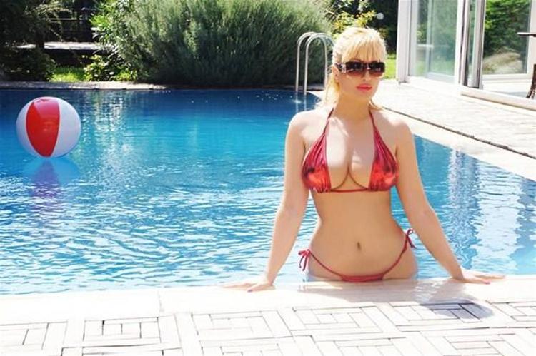 En gözde Kedicik Tülay Kumaşcı bakın nereli