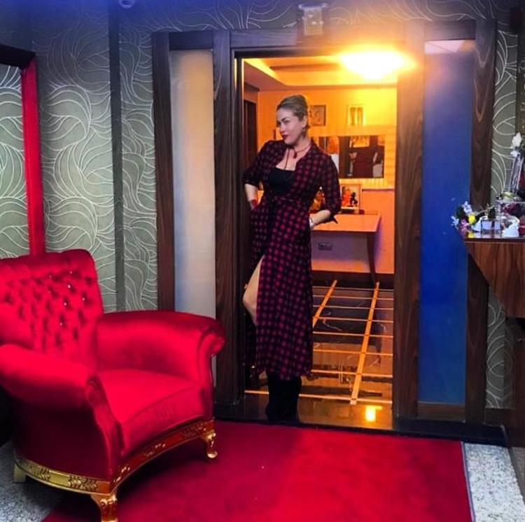 KOCASININ MÜSTEHCEN FOTOĞRAFLAR YOLLADIĞI İDDİA EDİLMİŞTİ