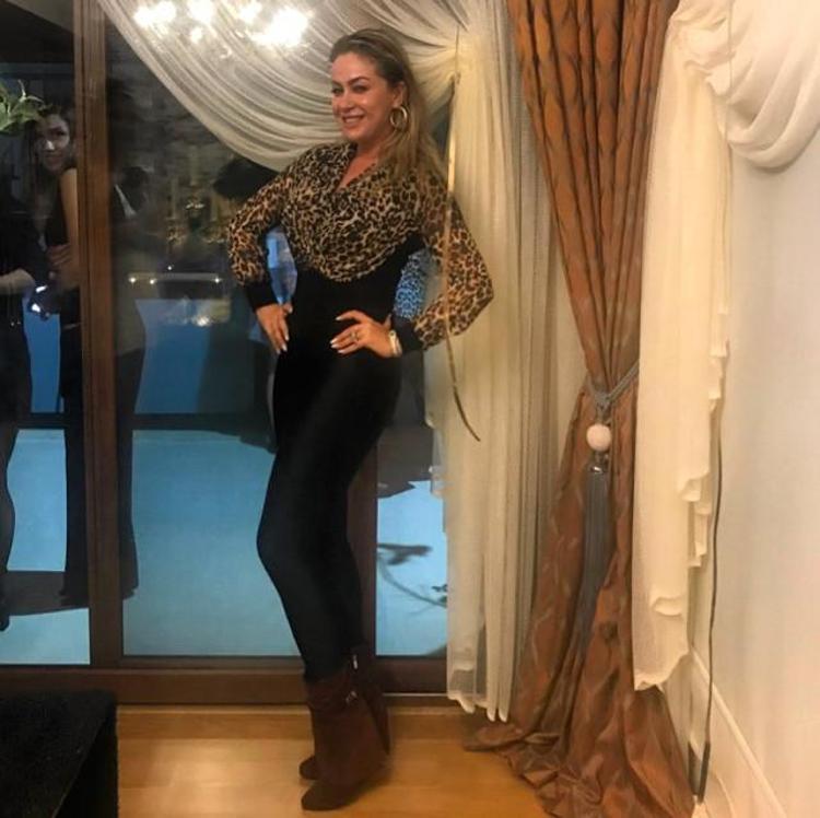 Yeliz Yeşilmenden eşine sürpriz jest