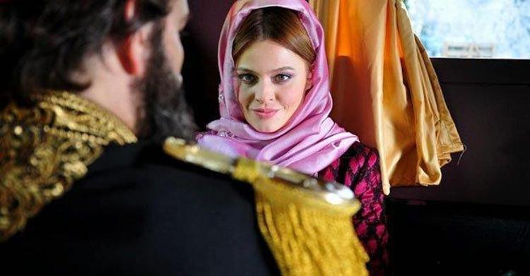 NAZ ELMASIN KARİYERİ (YER ALDIĞI DİZİ VE FİLMLER)