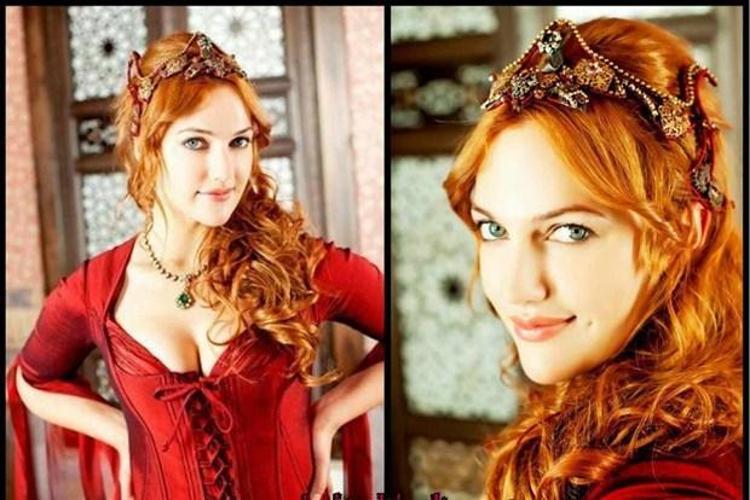 Bomba iddia Boşanmayı Meryem Uzerli ile kutladı...