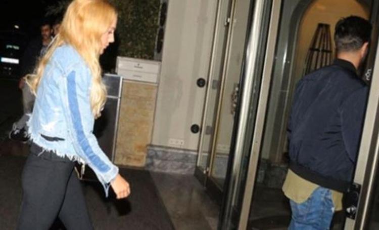 Bomba iddia Boşanmayı Meryem Uzerli ile kutladı...