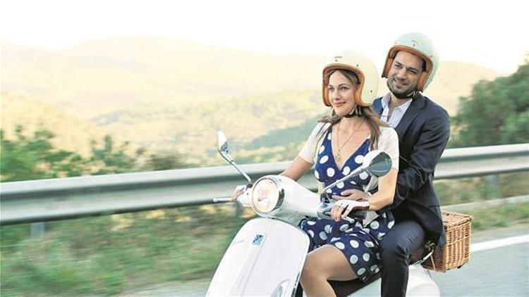 Bomba iddia Boşanmayı Meryem Uzerli ile kutladı...