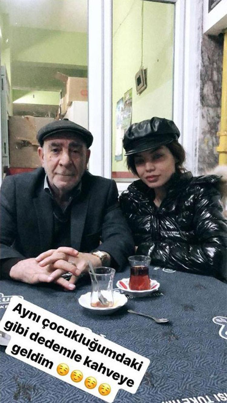 Buse Narcı kahve keyfi yaptı