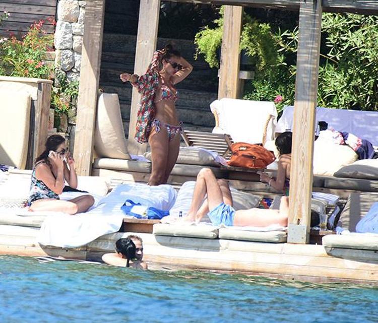 Emina Sandal paylaştı, sosyal medya yıkıldı