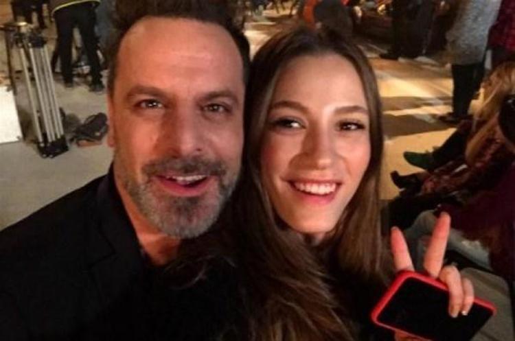 Serenay Sarıkaya sosyal medyayı salladı