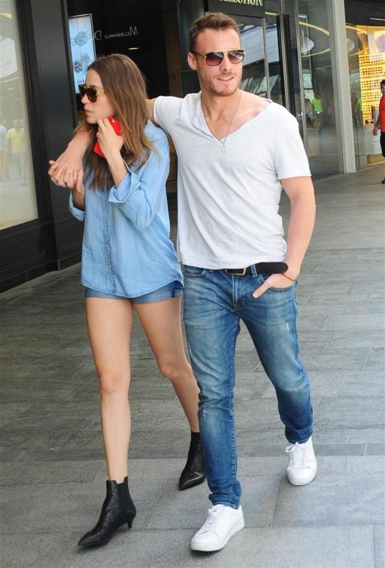 Serenay Sarıkaya sosyal medyayı salladı