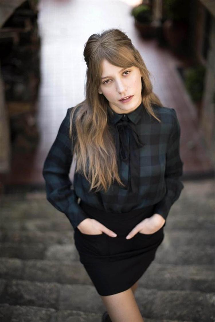 Serenay Sarıkaya sosyal medyayı salladı