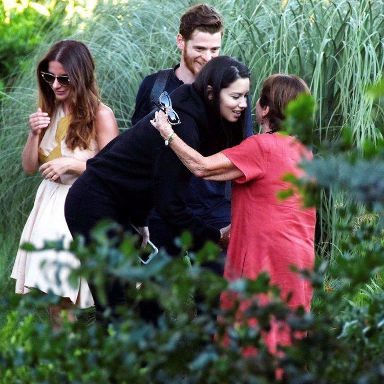 Ortaya çıktı Survivorın o yarışmacısı ile Adriana Lima...