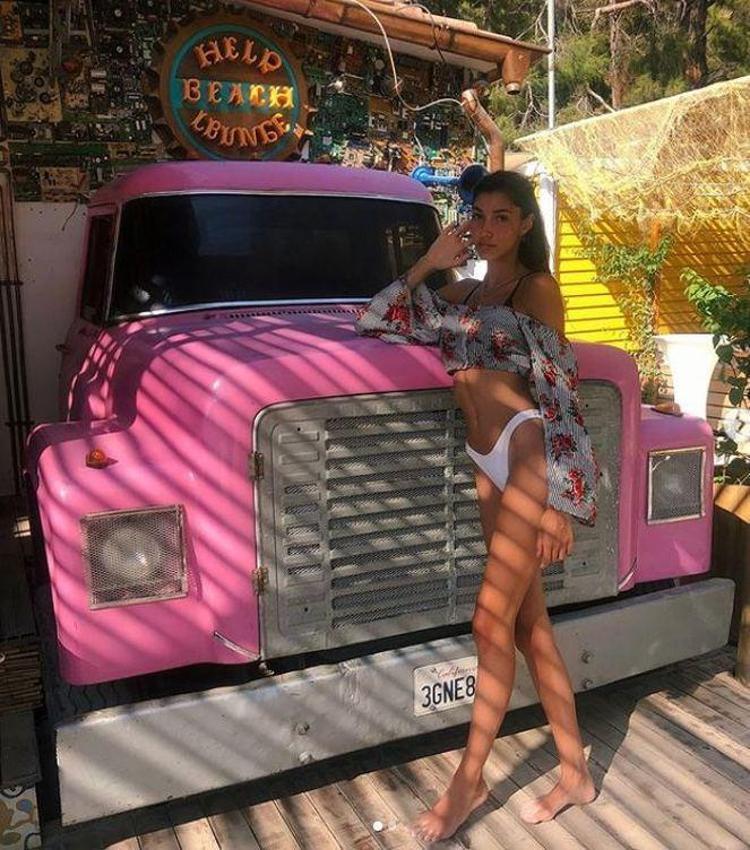 Sosyal medyada Türkiye güzeli İşte Miss Turkey 2018 güzeli Şevval Şahin