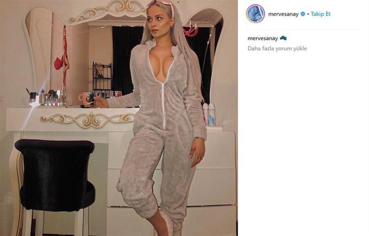 Sinem Çalhanoğlu ise şu karşılığı vermişti: Sevgili Hakan; Herkesi kirli düşüncelere yönlendirdin. Senin ihanete uğradığını düşünüyorlar. Evet ben hamileyim ama seni hiç aldatmadım.