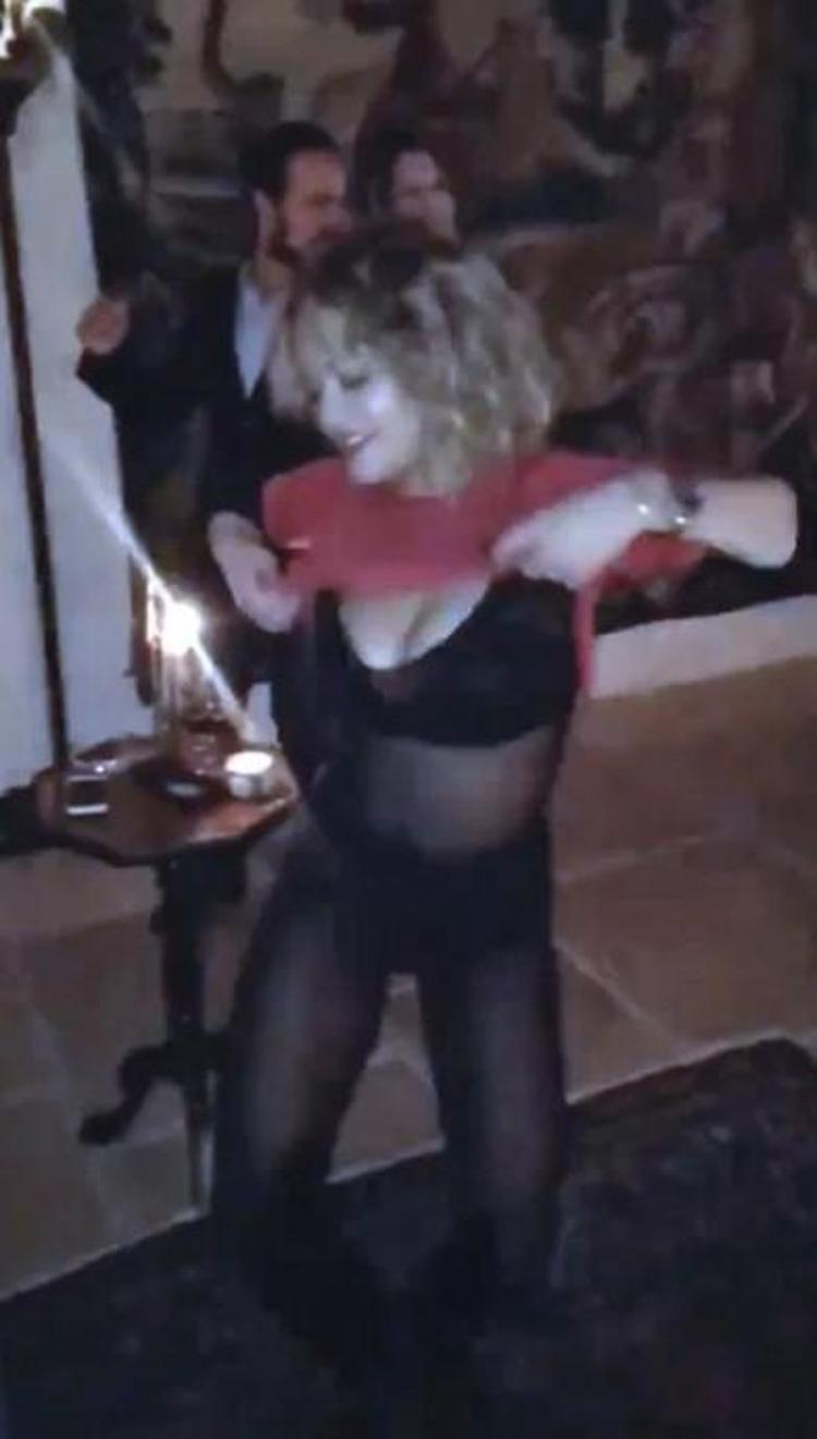 Rita Oradan Twerk şov