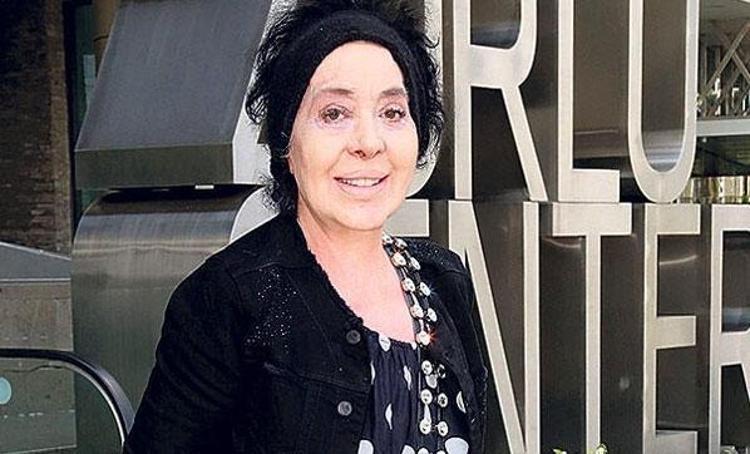 Ünlü modacı Nur Yerlitaş hayatını kaybetti Nur Yerlitaş hastalığı ne