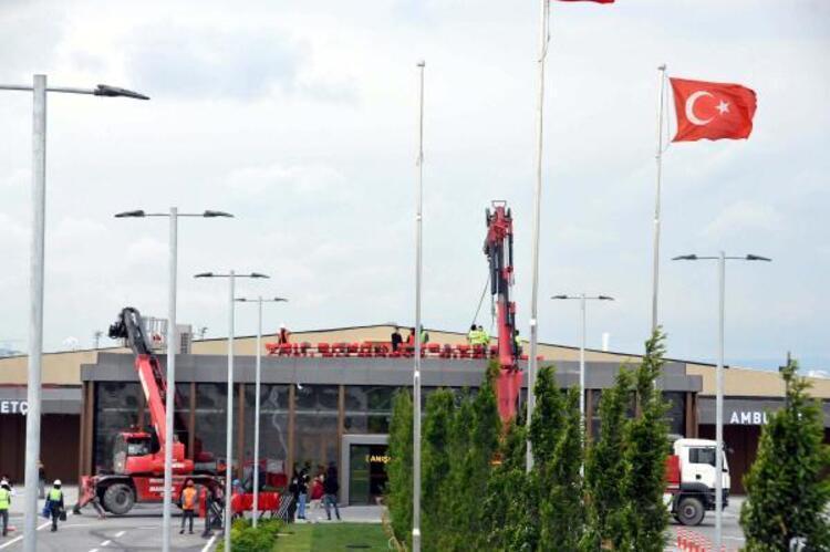 Tabela asıldı Atatürk Havalimanına yapılan hastane için geri sayım başladı
