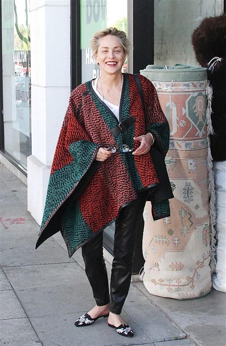 Sharon Stone: Flörtleşmekten sıkıldım, erkekler...