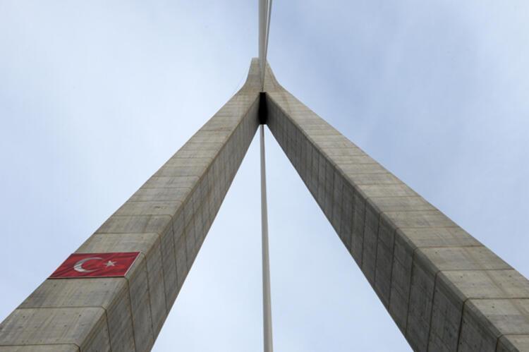 Cumhurbaşkanı Erdoğan sembol olacak dedi Tek pilon detayı...