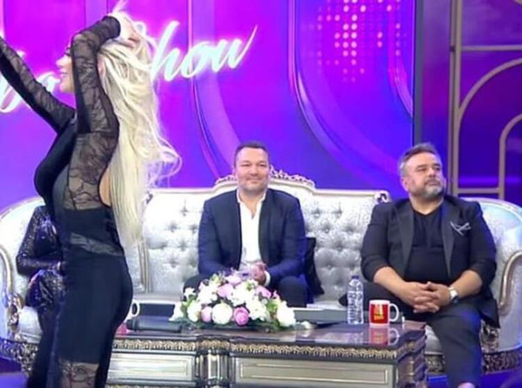 DİDEM SAHNEDEN İNDİRİLDİ