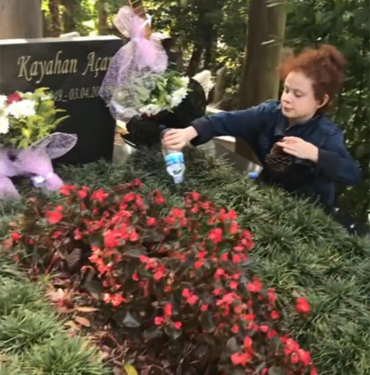 Beste Açarın Kayahan özlemi: Anlatamam, yazamam ve söyleyemem