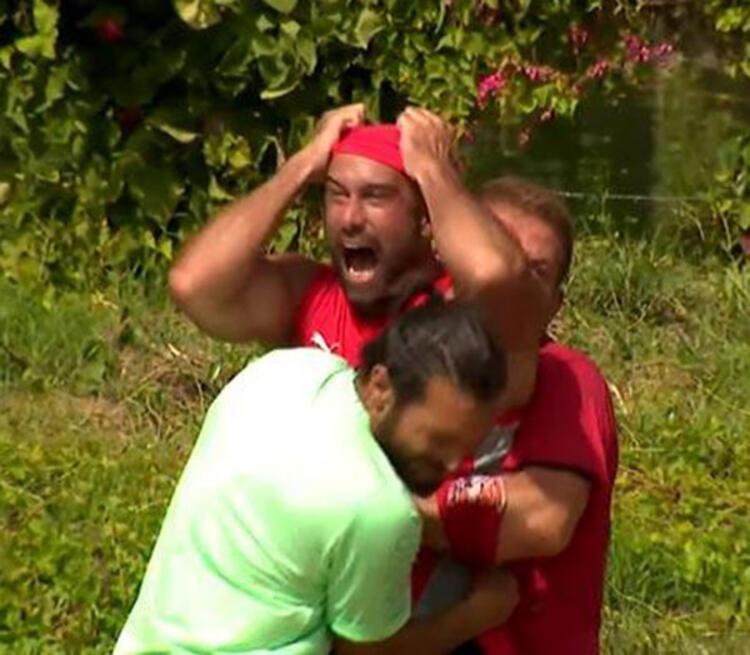 Survivor Çağrıdan zehir zemberek sözler