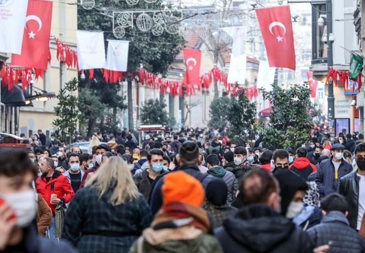 Hafta içi ve hafta sonu sokağa çıkma yasakları ile ilgili yeni kararlar 10 gün, peş peşe duyuruyorlar, her şey terse döndü...