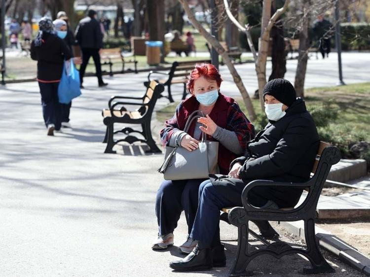 ESNAF DA VATANDAŞ DA ALINAN TEDBİRLERDEN MEMNUN