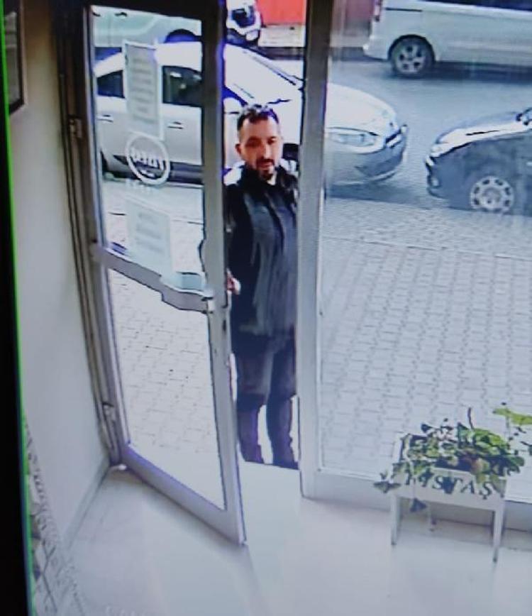 Eski sevgili dehşeti 4 saat rehin aldı