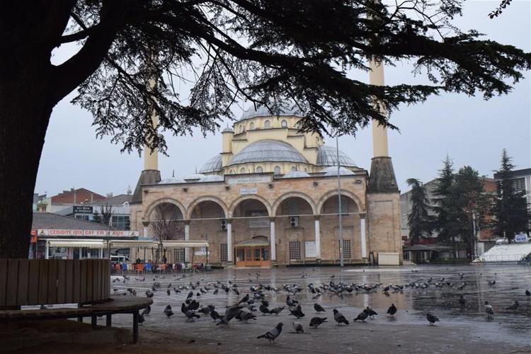 KISMİ KAPANMADA HAFTA SONU YASAĞI SONA ERDİ